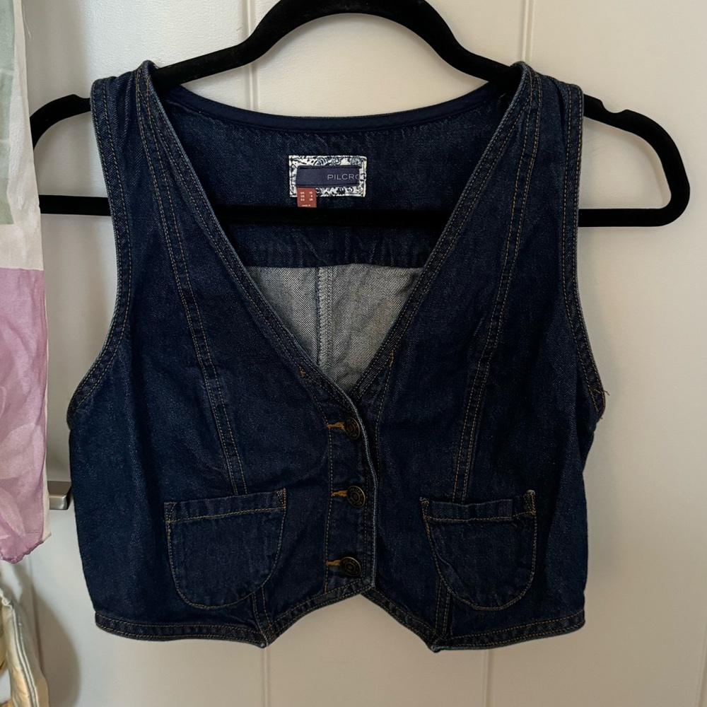 Cropped denim vest
